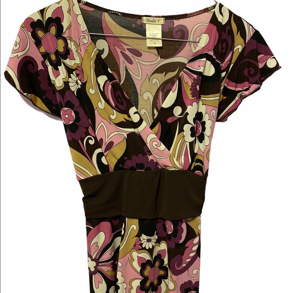 Studio Y Floral Short Sleeve Top Small